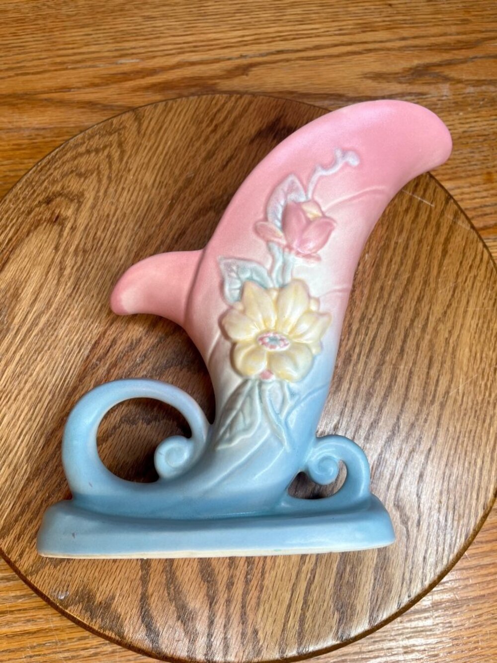 Hull Pink/Blue Floral Cornucopia Vase 8 1/2" USA-19 Matte Art Pottery - Picture 11 of 11